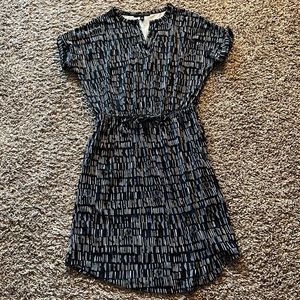 Banana Republic Stretchy Blue Short Sleeve Dress Size XS.